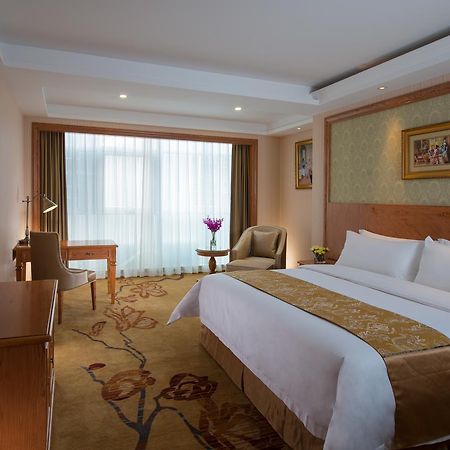 Vienna Hotel Shanghai Fengxian South Bridge Jinhai Road מראה חיצוני תמונה