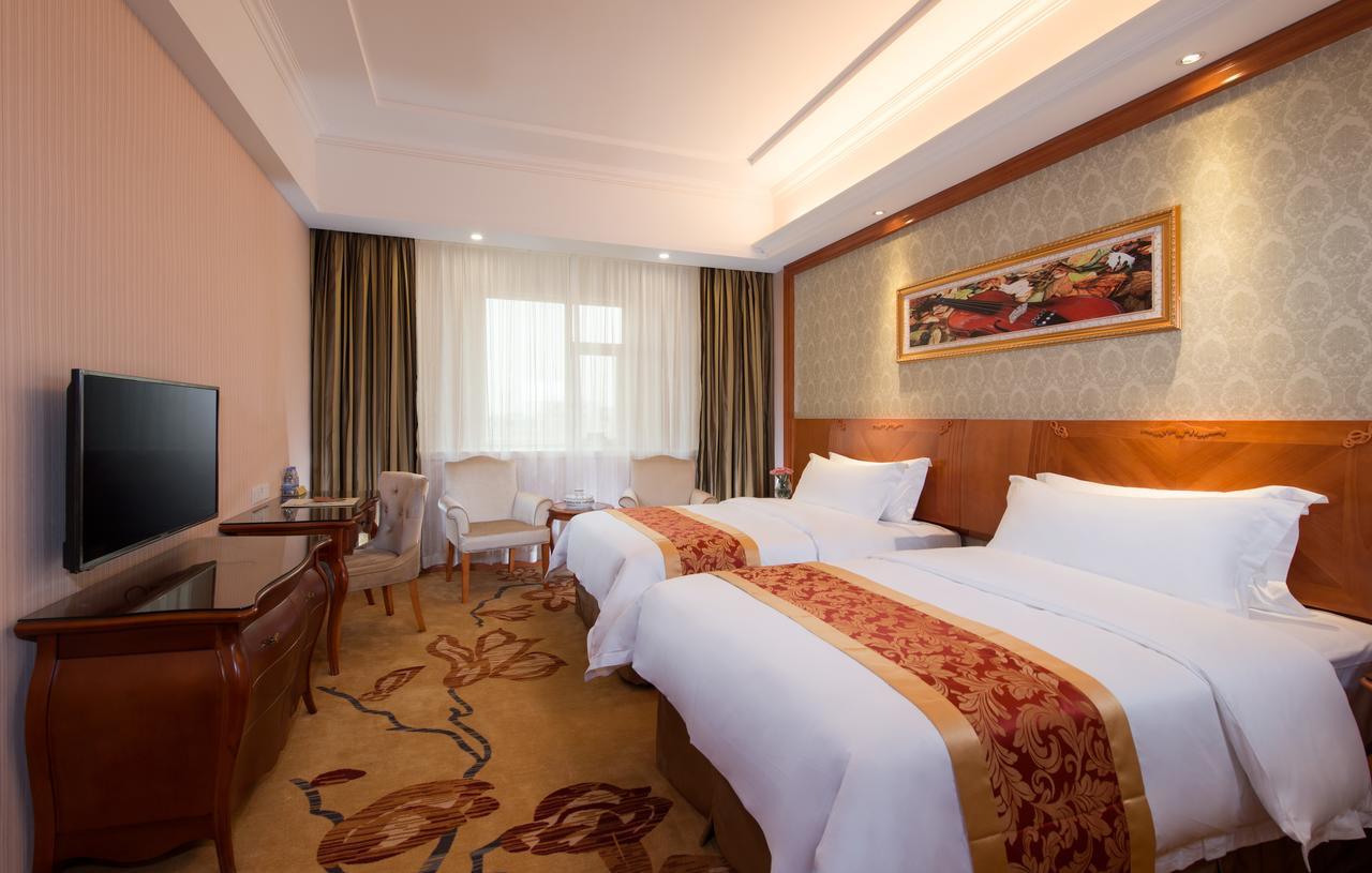 Vienna Hotel Shanghai Fengxian South Bridge Jinhai Road מראה חיצוני תמונה