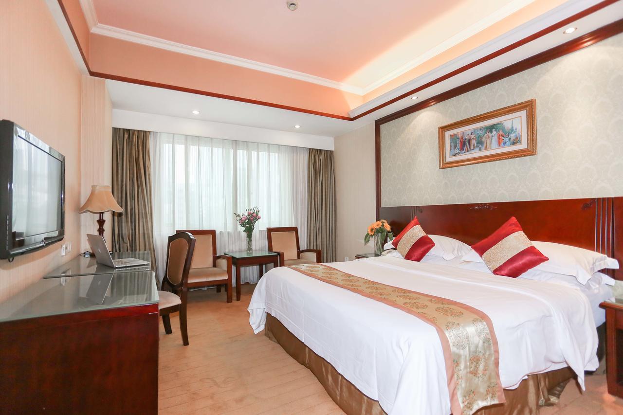 Vienna Hotel Shanghai Fengxian South Bridge Jinhai Road מראה חיצוני תמונה